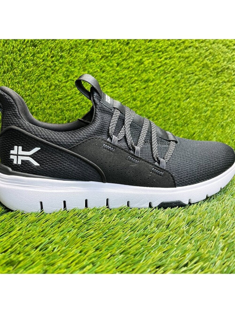 Kuru Flex Mens Size 9.5 Jet Black White Athletic Running Slip-On Shoes Sneakers